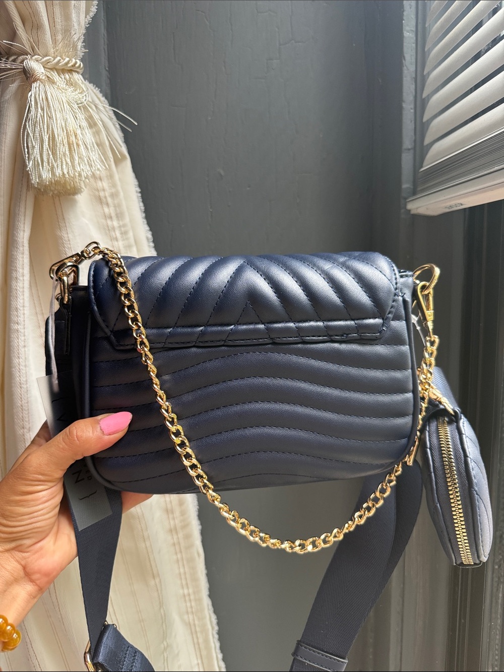Quilted Crossbody Bag - guitar strap & chain strap included 8 by 6 by 3 - Picture 13 of 15